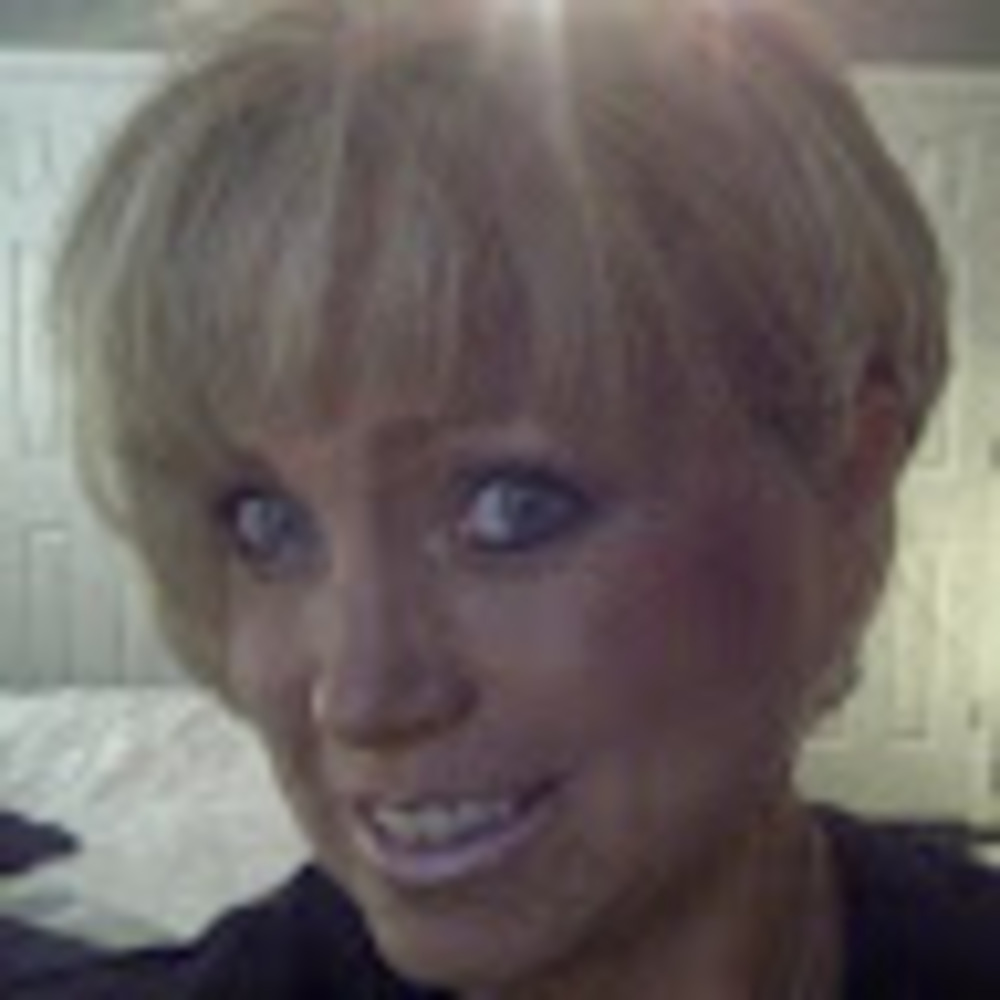 Meet your Posher, Jeanne